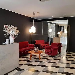 https://navona-theatre-hotel.it-romehotels.com